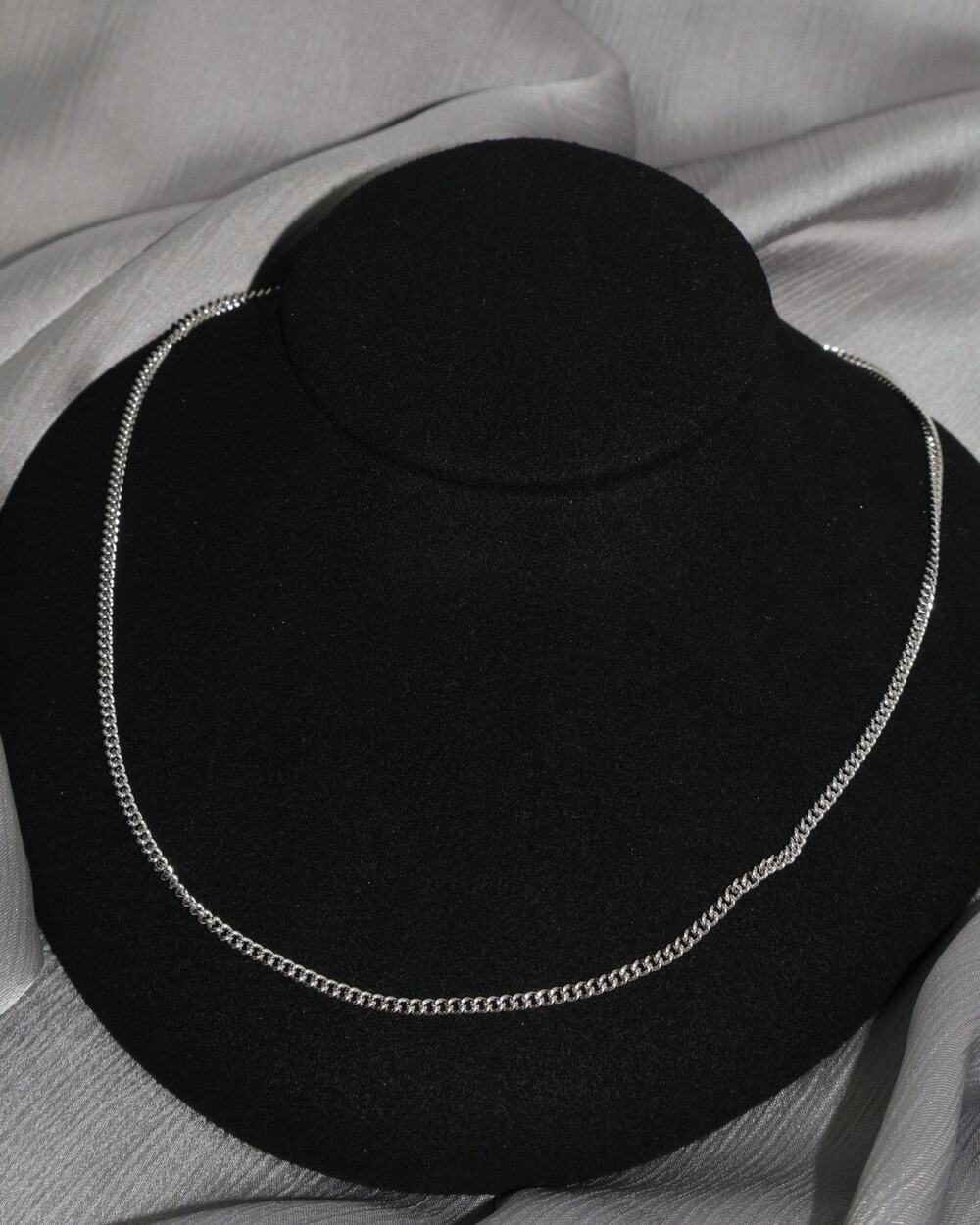 James Avery Sterling Silver Light Curb Chain Necklace 6.6G / 18in / 2.3mm